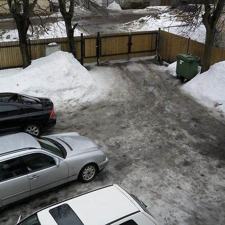 Vabriku Guesthouse タリン エクステリア 写真